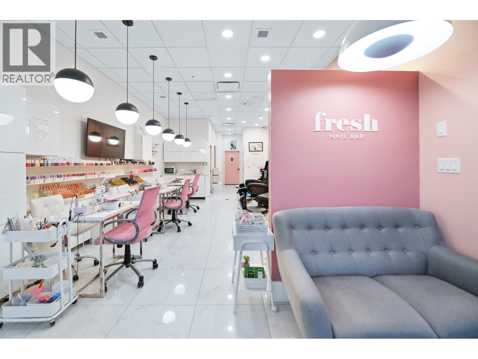 2635 Barnet Highway, Coquitlam, BC