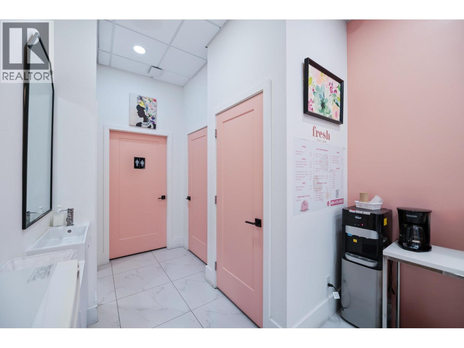 2635 Barnet Highway, Coquitlam, BC