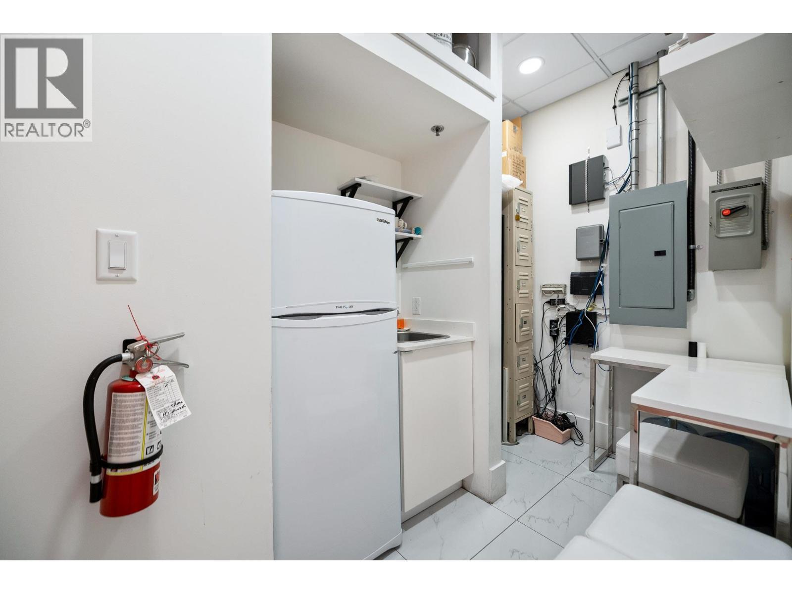 2635 Barnet Highway, Coquitlam, BC