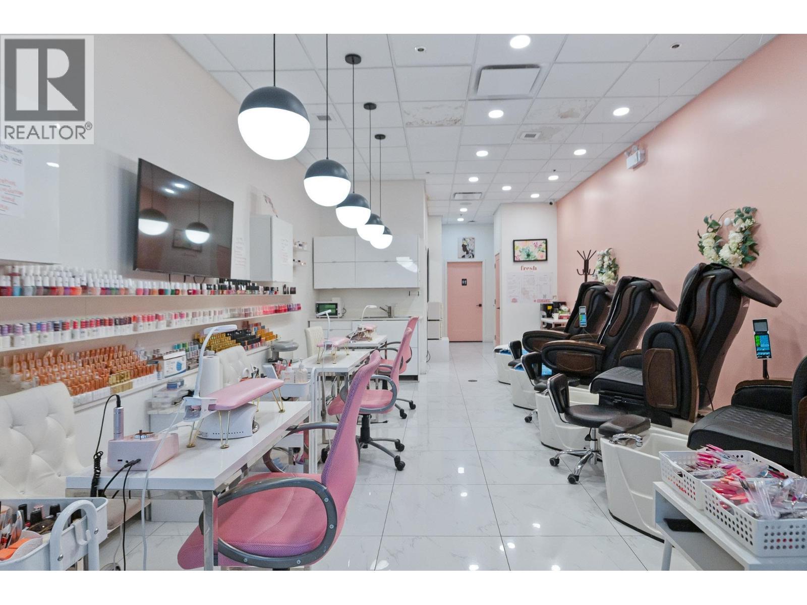 2635 Barnet Highway, Coquitlam, BC