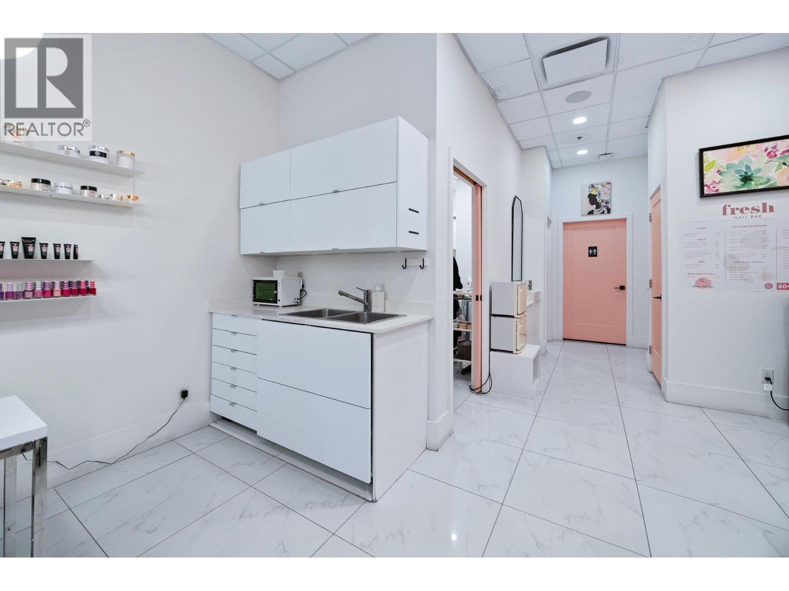 2635 Barnet Highway, Coquitlam, BC