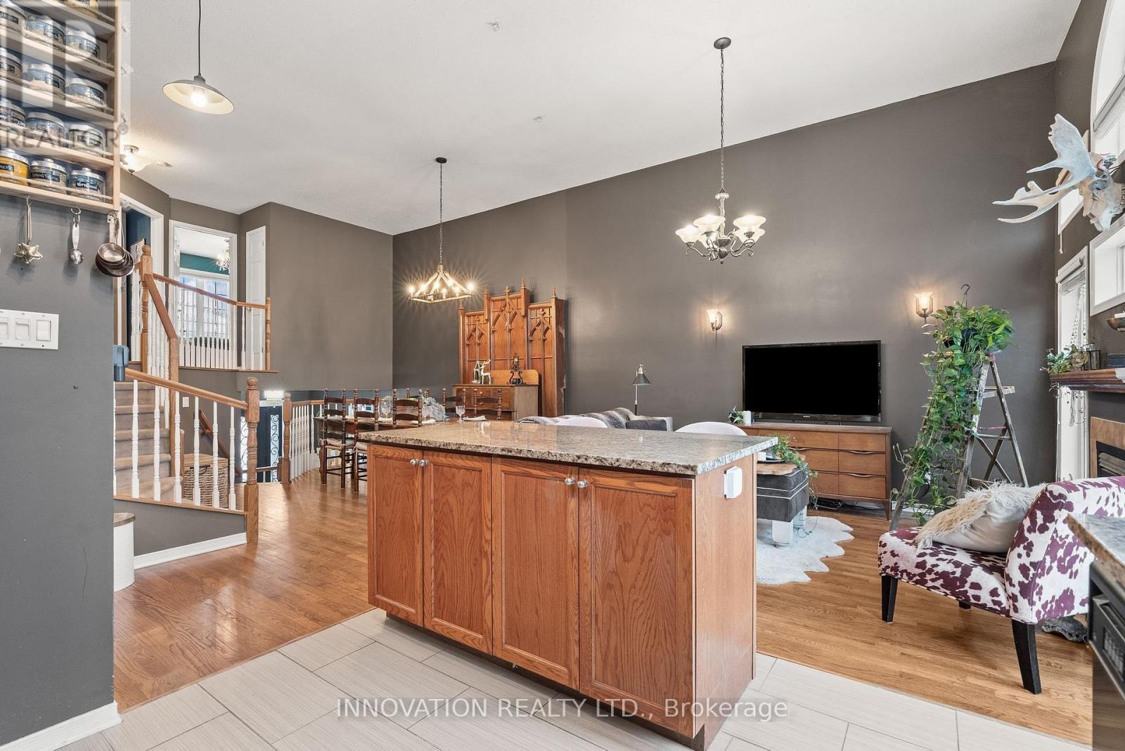 246 Gladeview Private, Ottawa, ON - Indoor With Fireplace