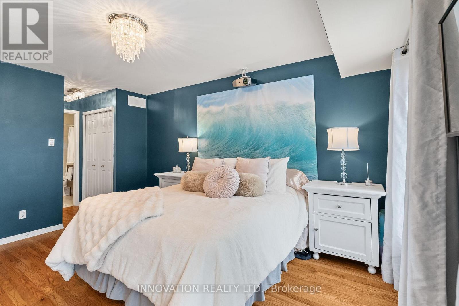 246 Gladeview Private, Ottawa, ON - Indoor Photo Showing Bedroom