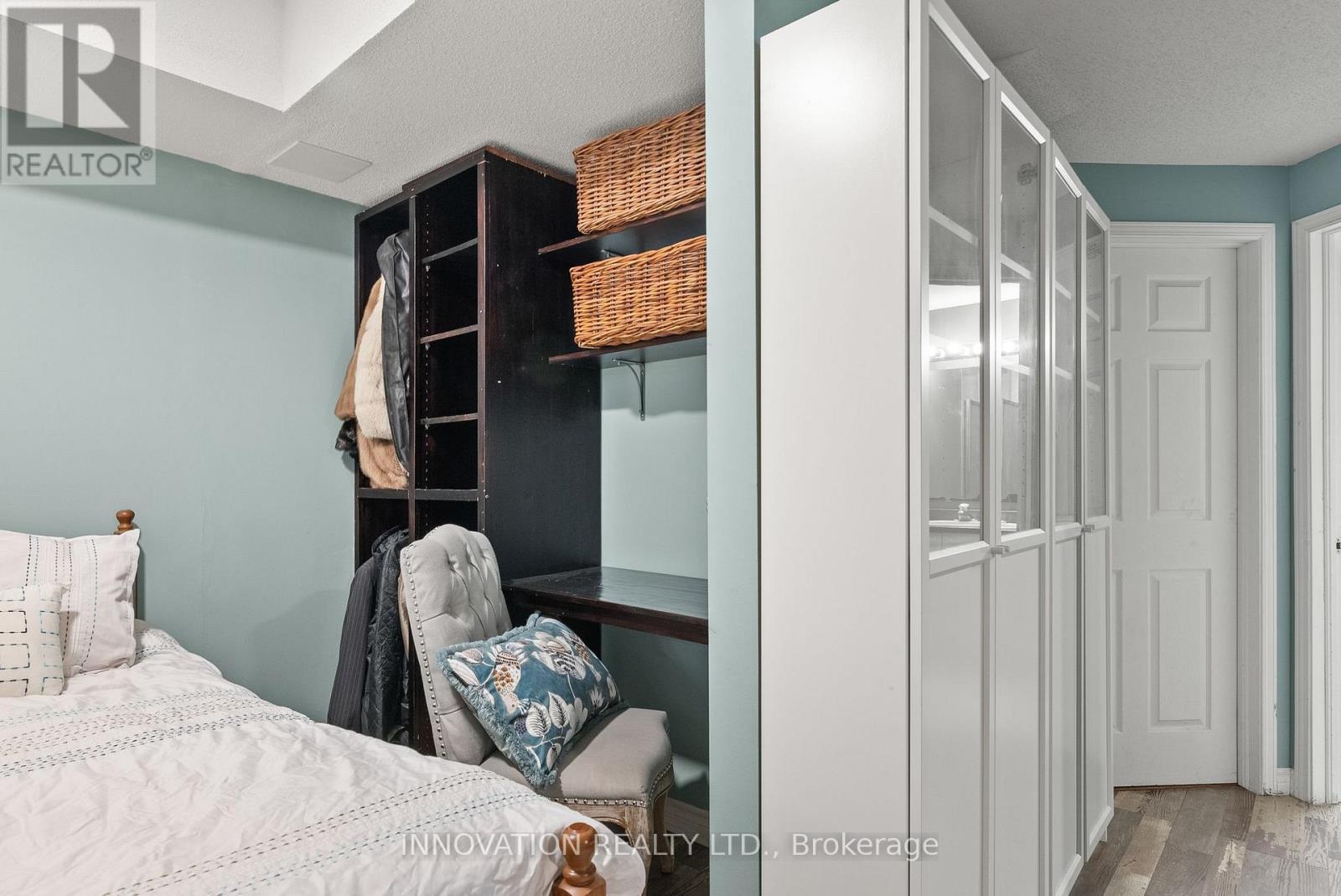 246 Gladeview Private, Ottawa, ON - Indoor Photo Showing Bedroom