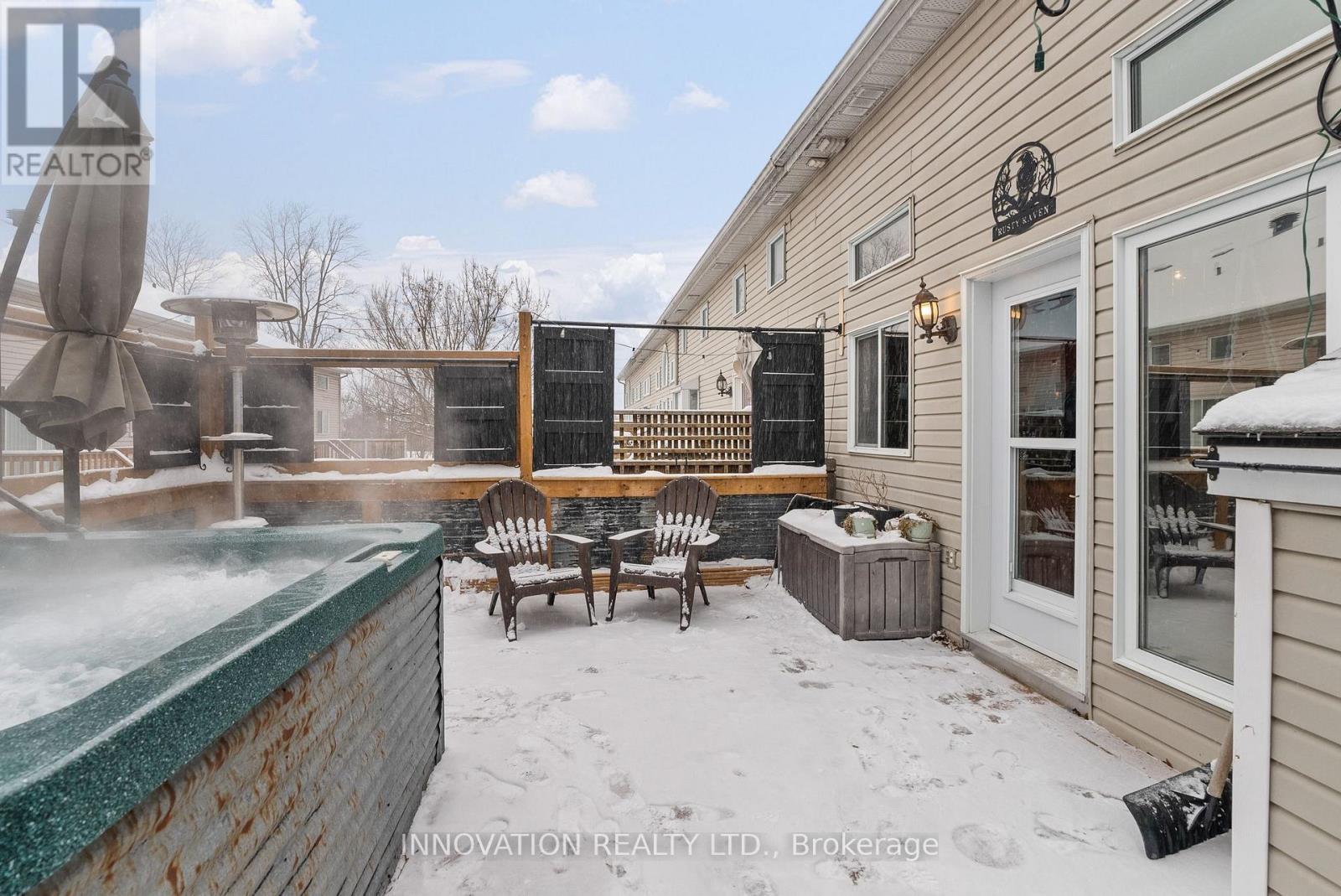 246 Gladeview Private, Ottawa, ON - Outdoor With Deck Patio Veranda