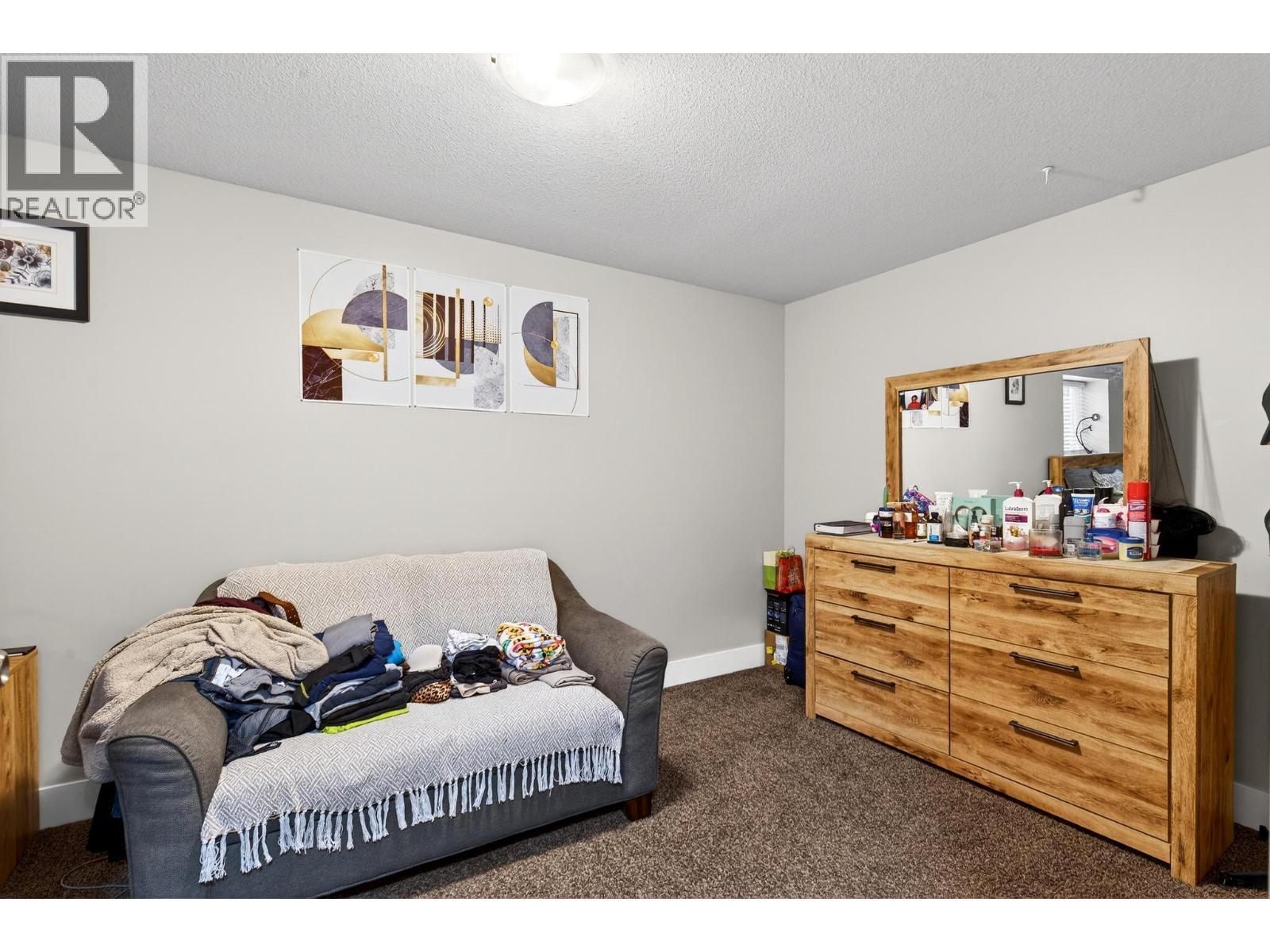 Unit 2 - 260 Ponto Road, Kelowna, BC - Indoor Photo Showing Other Room