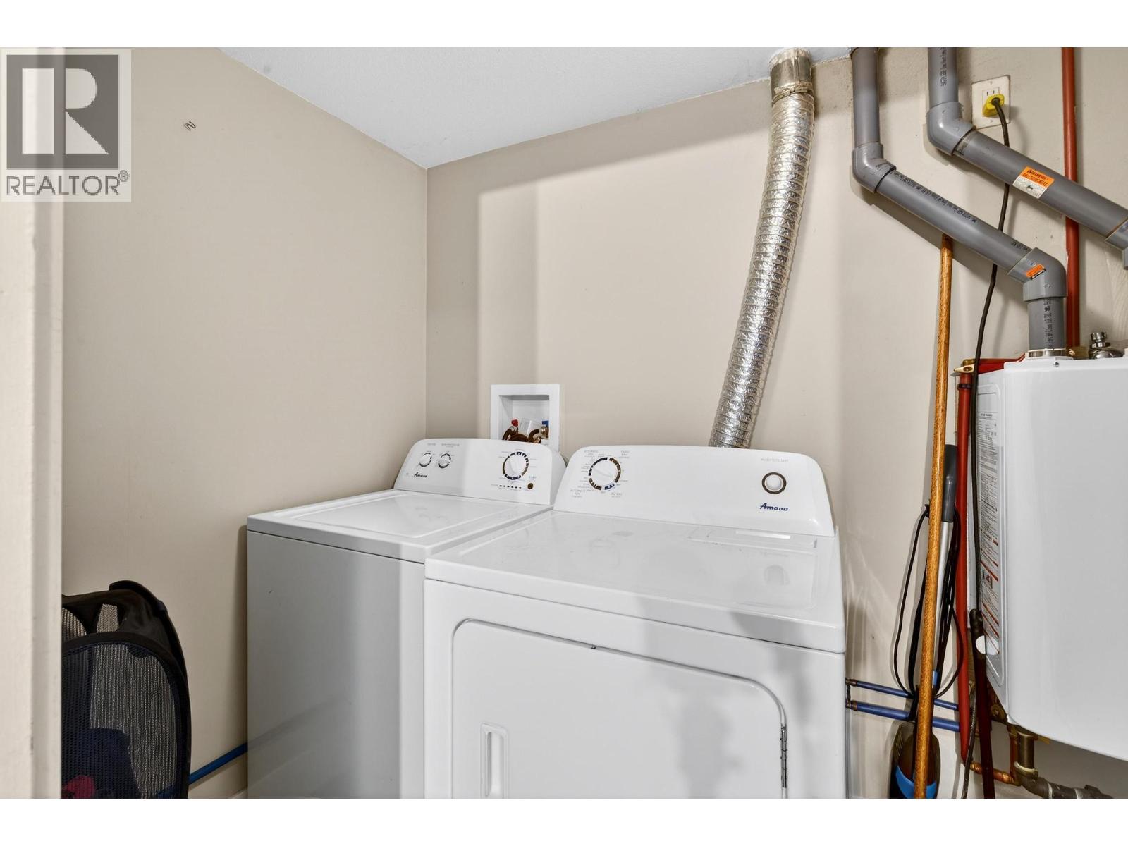 Unit 2 - 260 Ponto Road, Kelowna, BC - Indoor Photo Showing Laundry Room