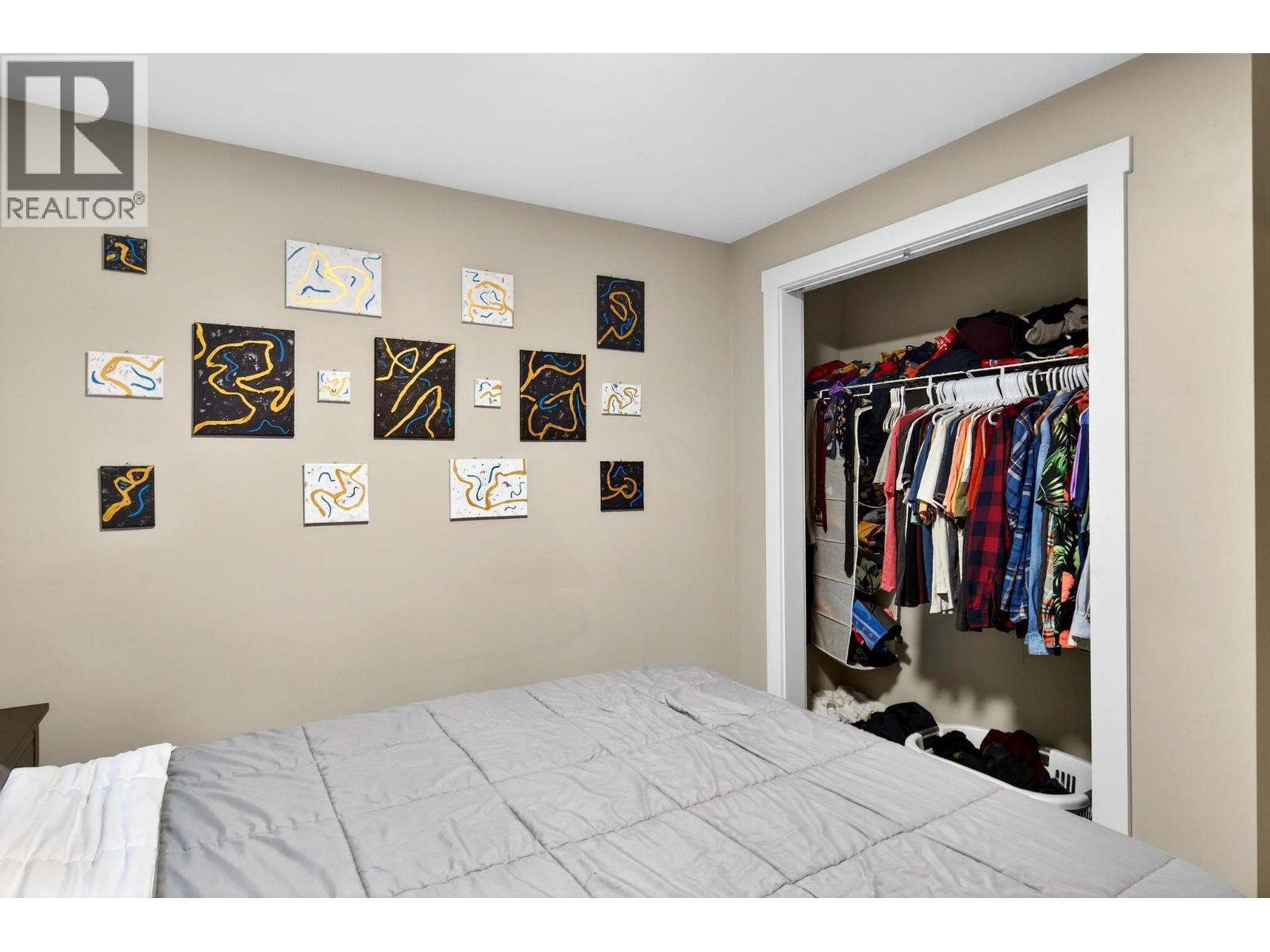 Unit 4 - 260 Ponto Road, Kelowna, BC - Indoor Photo Showing Bedroom