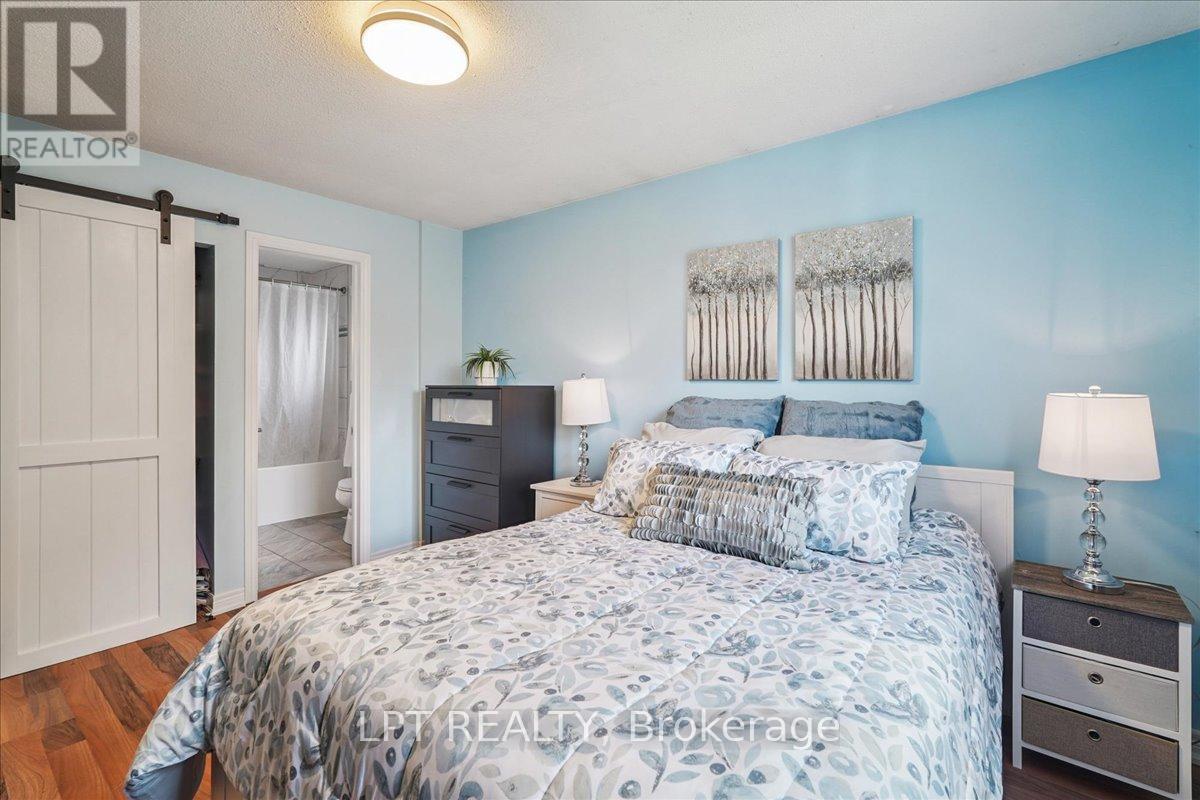 26 Wright Crescent, Caledon, ON - Indoor Photo Showing Bedroom