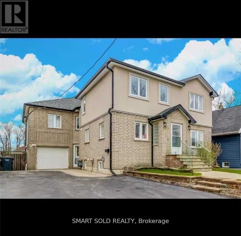 1078 Sawyer Avenue, Mississauga, ON - Outdoor