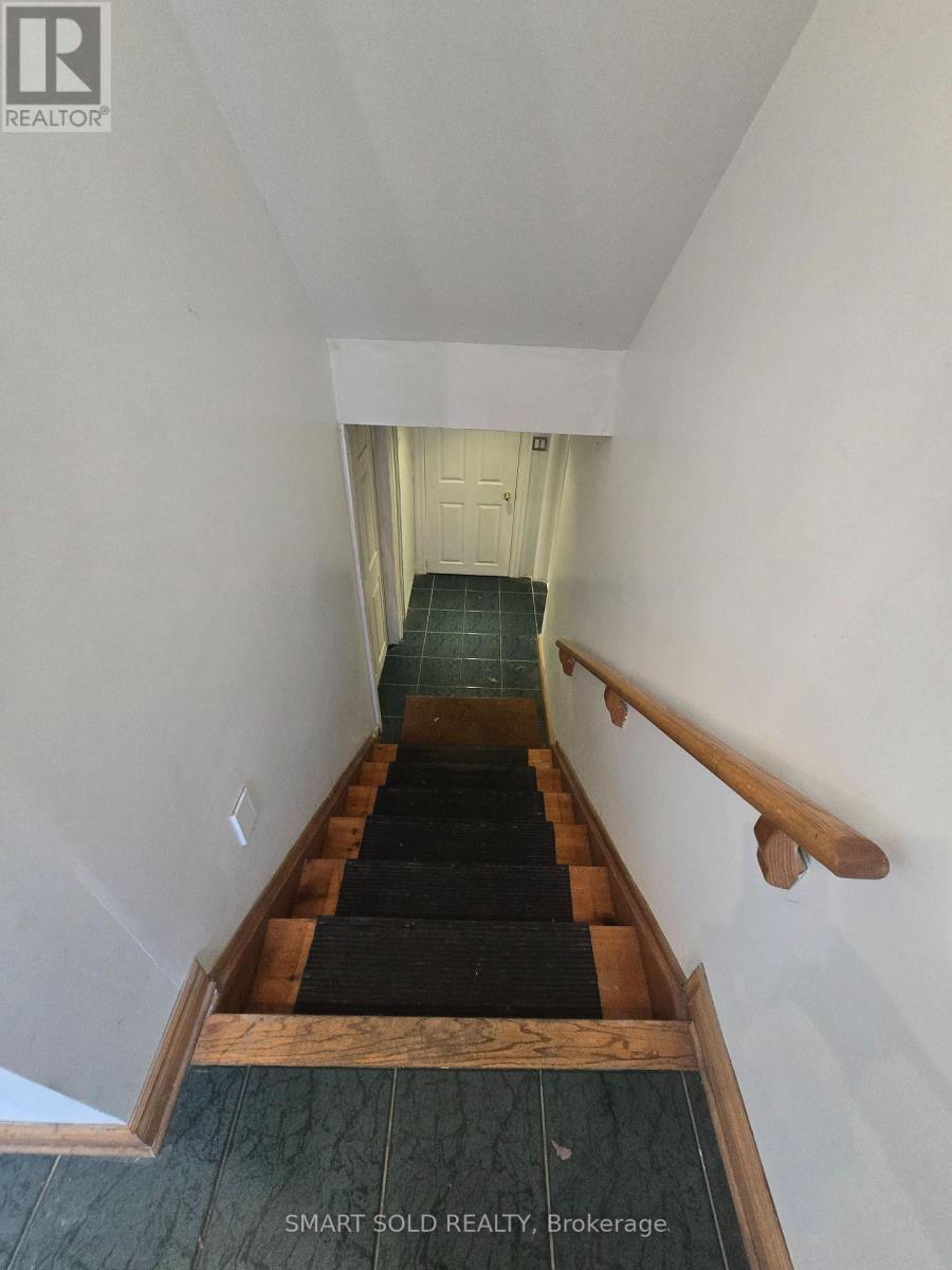 1078 Sawyer Avenue, Mississauga, ON - Indoor Photo Showing Other Room