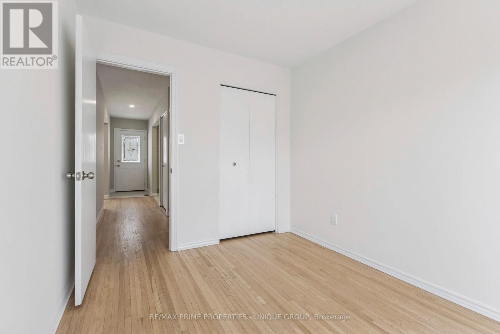 520 Teakwood Drive, Waterloo, ON - Indoor Photo Showing Other Room