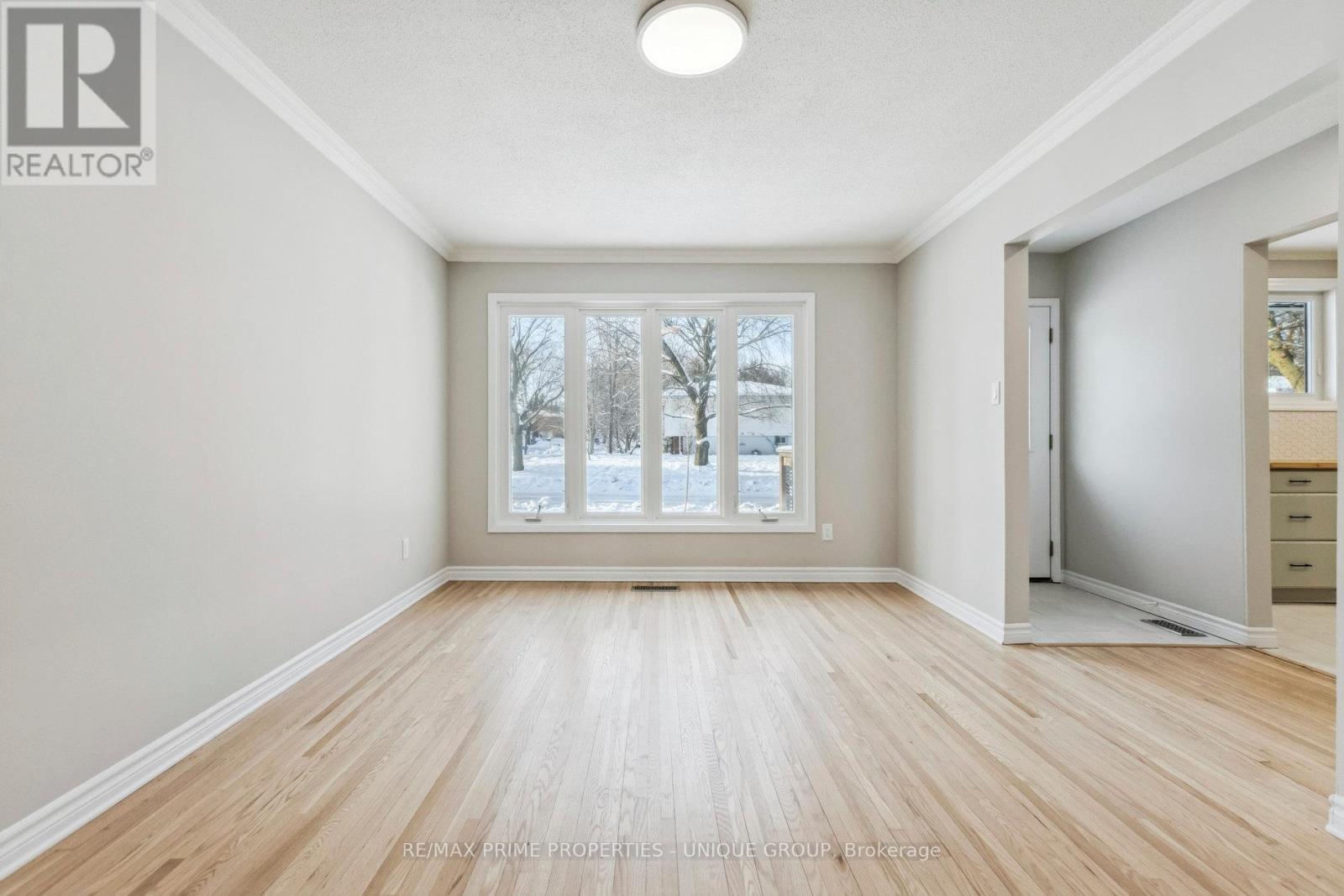 520 Teakwood Drive, Waterloo, ON - Indoor Photo Showing Other Room