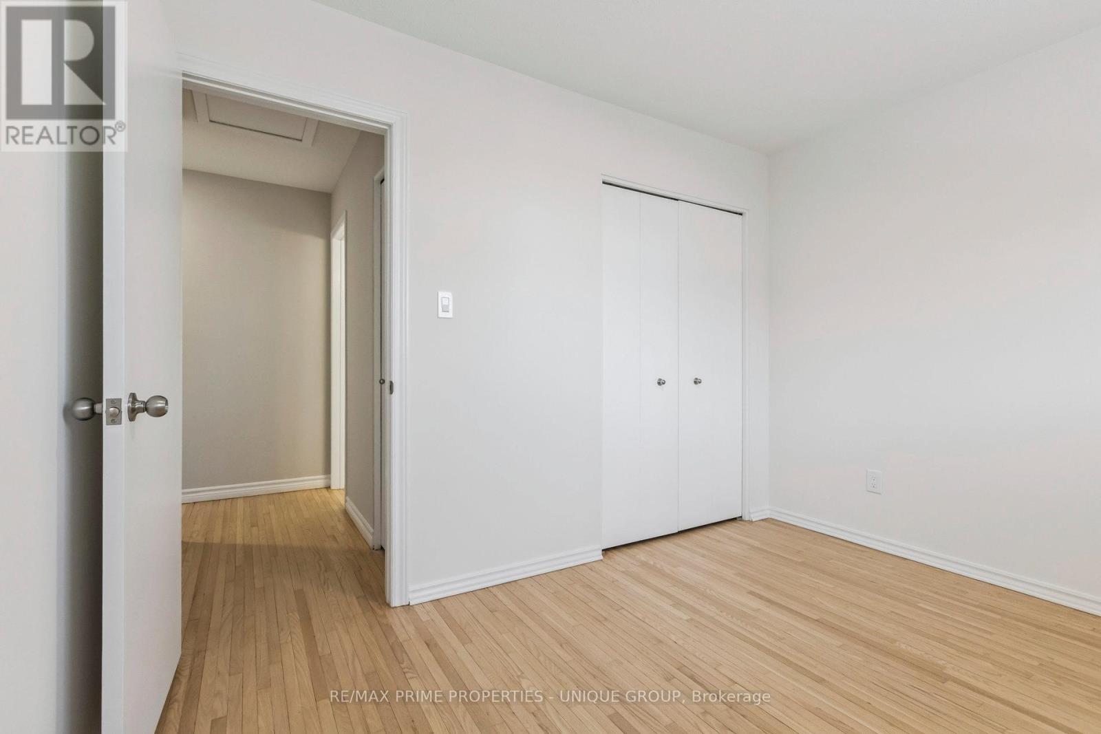 520 Teakwood Drive, Waterloo, ON - Indoor Photo Showing Other Room