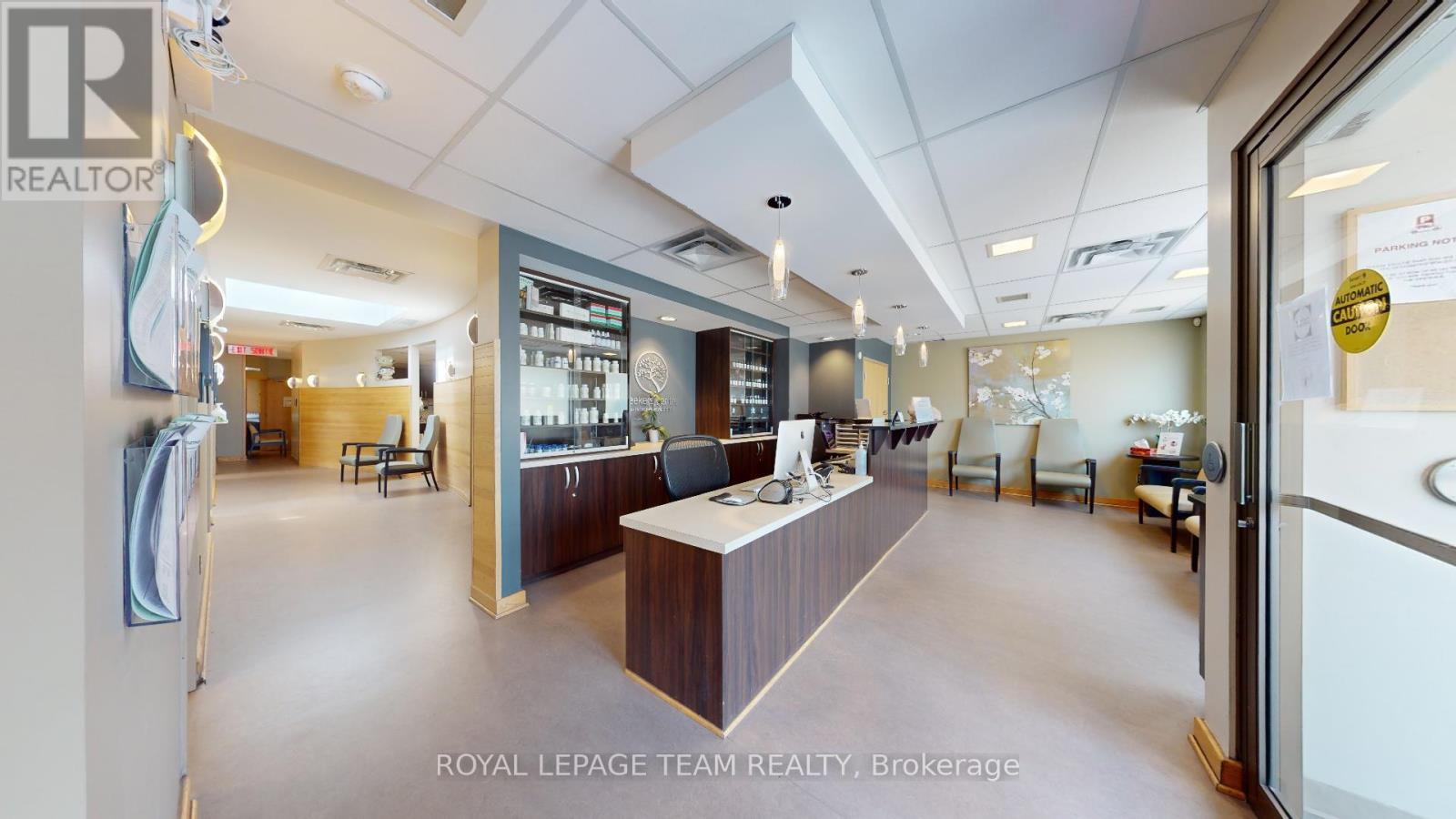 942 Merivale Road, Ottawa, ON