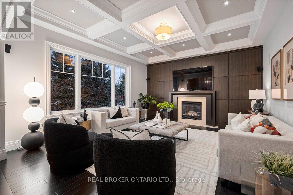 459 Deer Ridge Drive, Kitchener, ON - Indoor Photo Showing Living Room With Fireplace