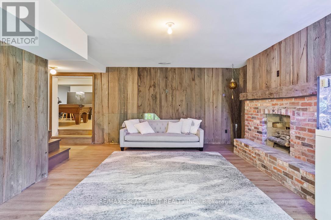 1294 Gatehouse Drive, Mississauga, ON - Indoor With Fireplace