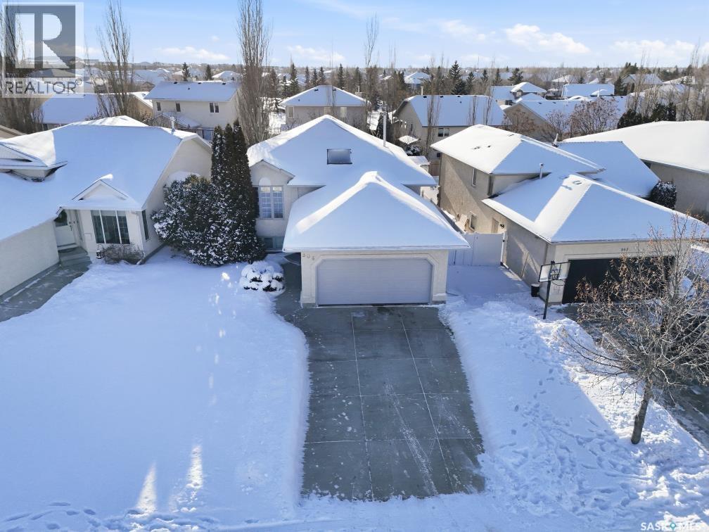 306 Budz Crescent, Saskatoon, SK - Outdoor
