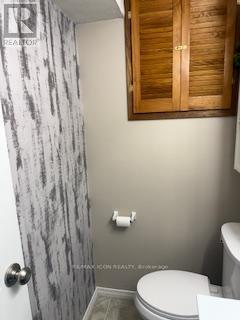 55 Gracefield Crescent, Kitchener, ON - Indoor Photo Showing Bathroom