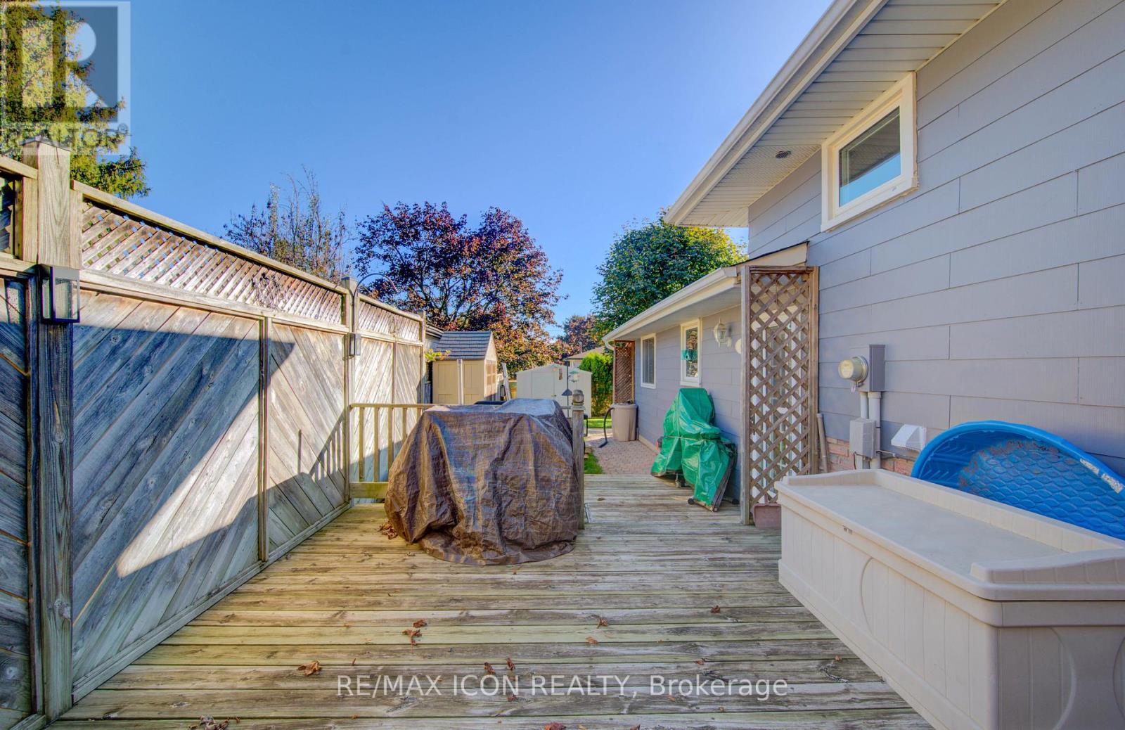 55 Gracefield Crescent, Kitchener, ON - Outdoor With Deck Patio Veranda With Exterior