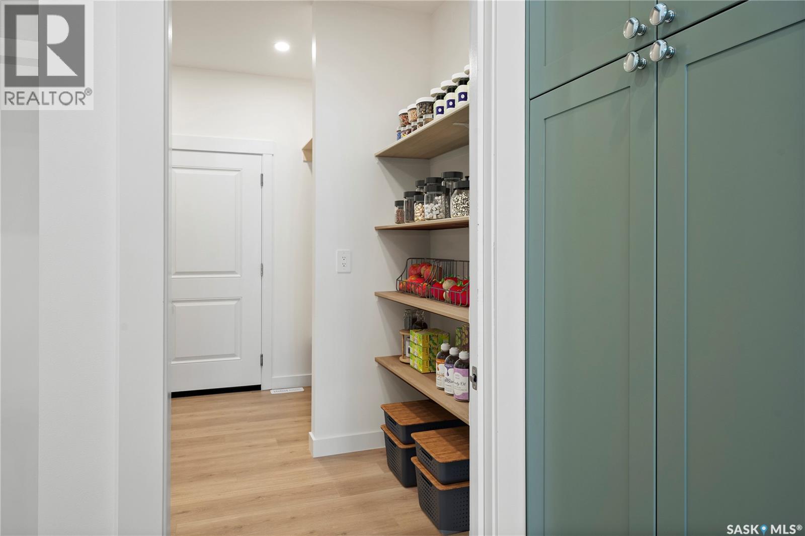 242 Doran Way, Saskatoon, SK - Indoor Photo Showing Other Room