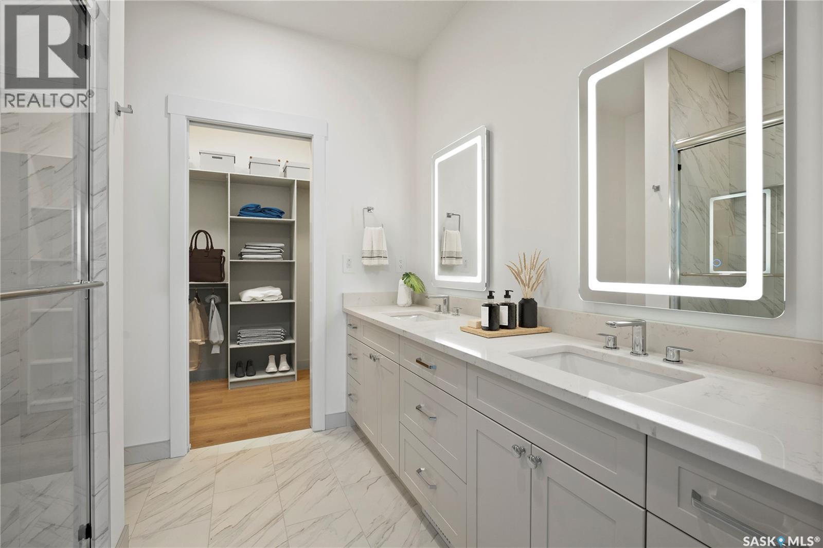 242 Doran Way, Saskatoon, SK - Indoor Photo Showing Bathroom