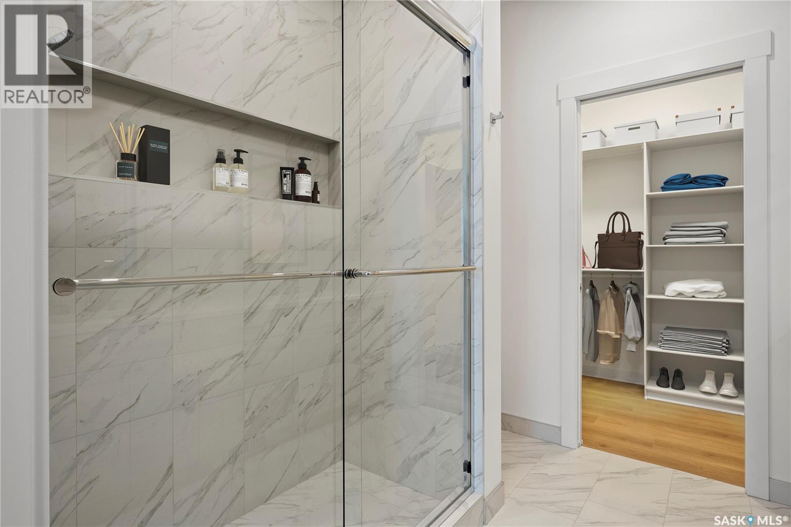 242 Doran Way, Saskatoon, SK - Indoor Photo Showing Bathroom