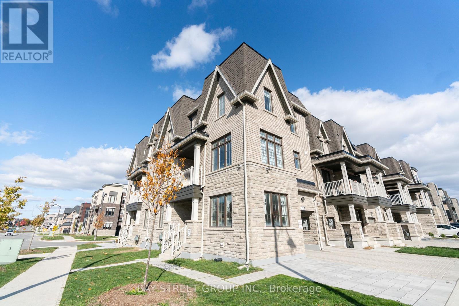 2 William Shearn Crescent, Markham, ON - Outdoor With Facade