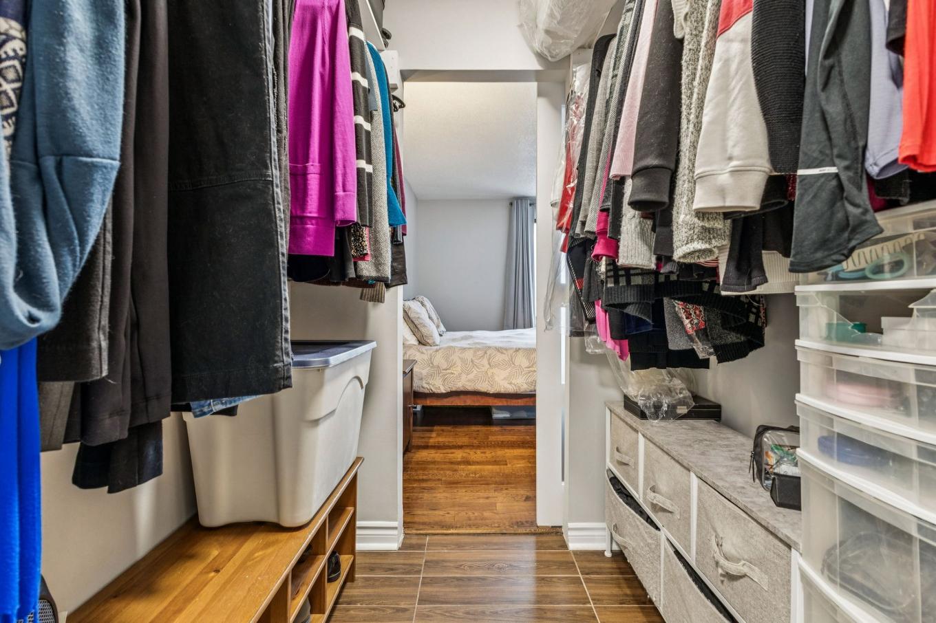 Walk-in closet - 606-259 Rue Champlain, Gatineau (Hull), QC - Indoor With Storage