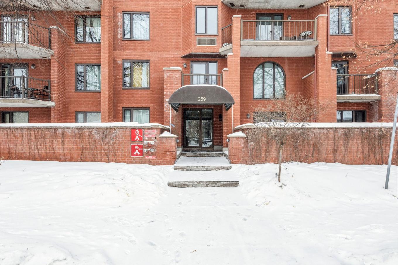 Frontage - 606-259 Rue Champlain, Gatineau (Hull), QC - Outdoor With Balcony