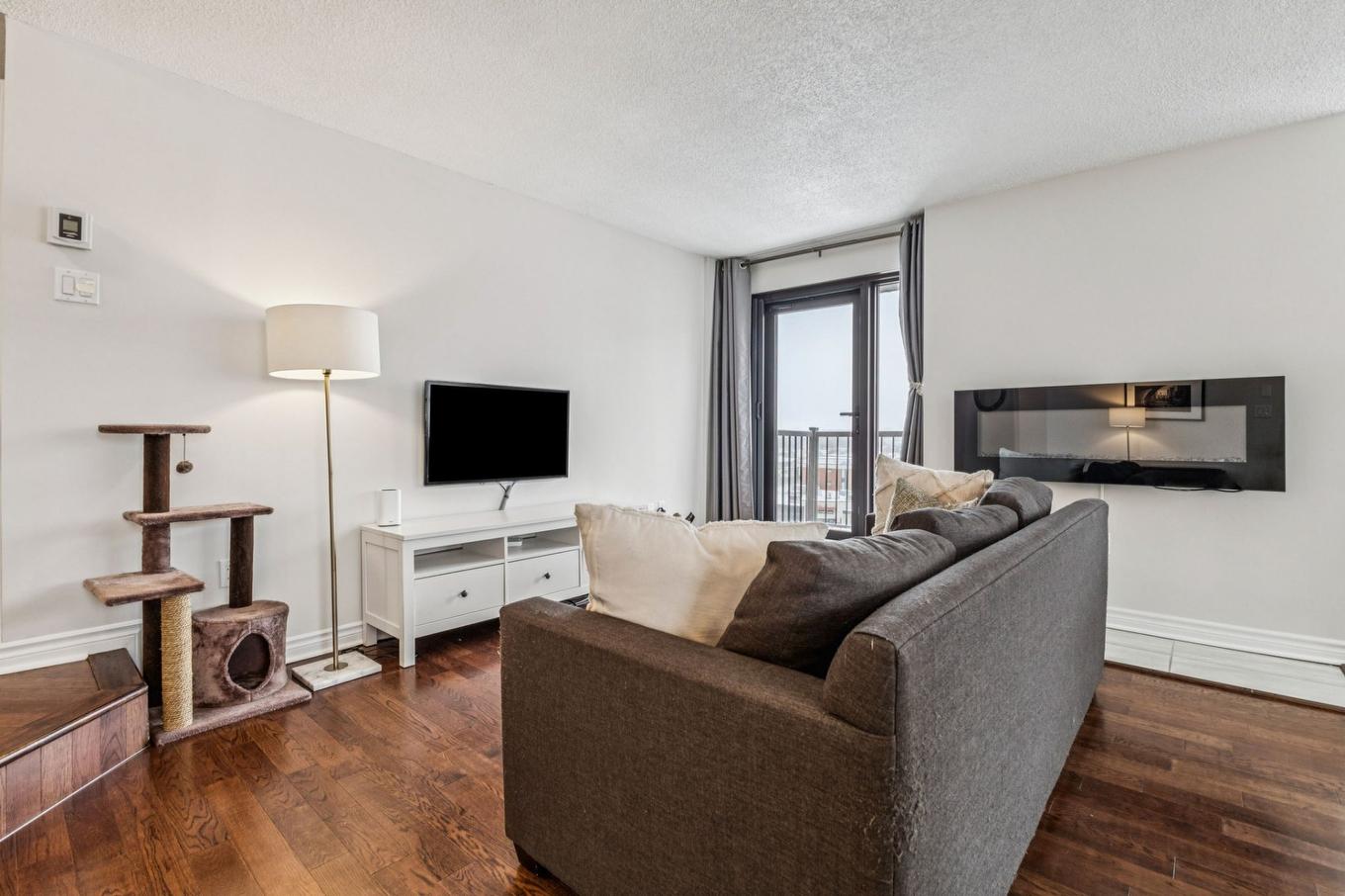 Living room - 606-259 Rue Champlain, Gatineau (Hull), QC - Indoor Photo Showing Other Room