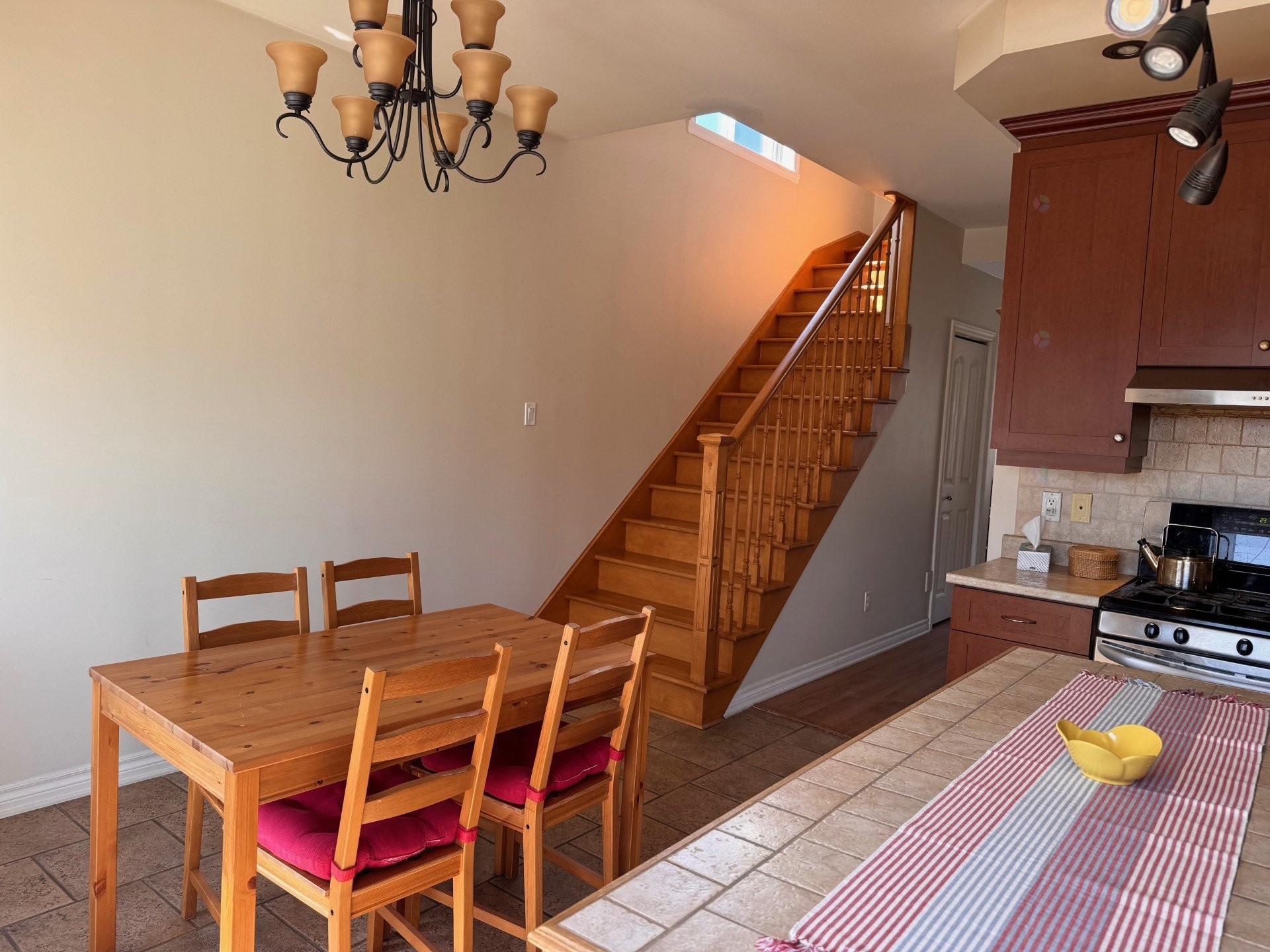 Dining Room - 7844 Rue Lemelin, Brossard, QC - Indoor Photo Showing Dining Room