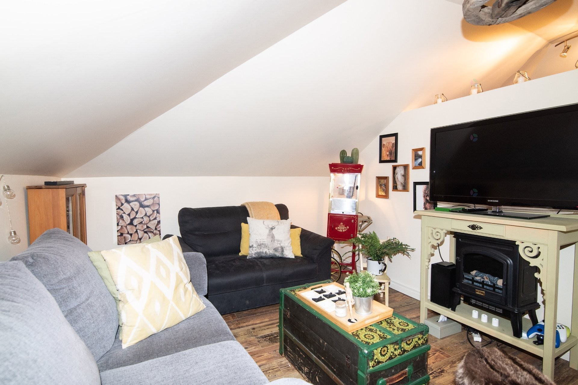 Family Room - 626 Boul. Hébert, Saint-Pascal, QC - Indoor Photo Showing Living Room