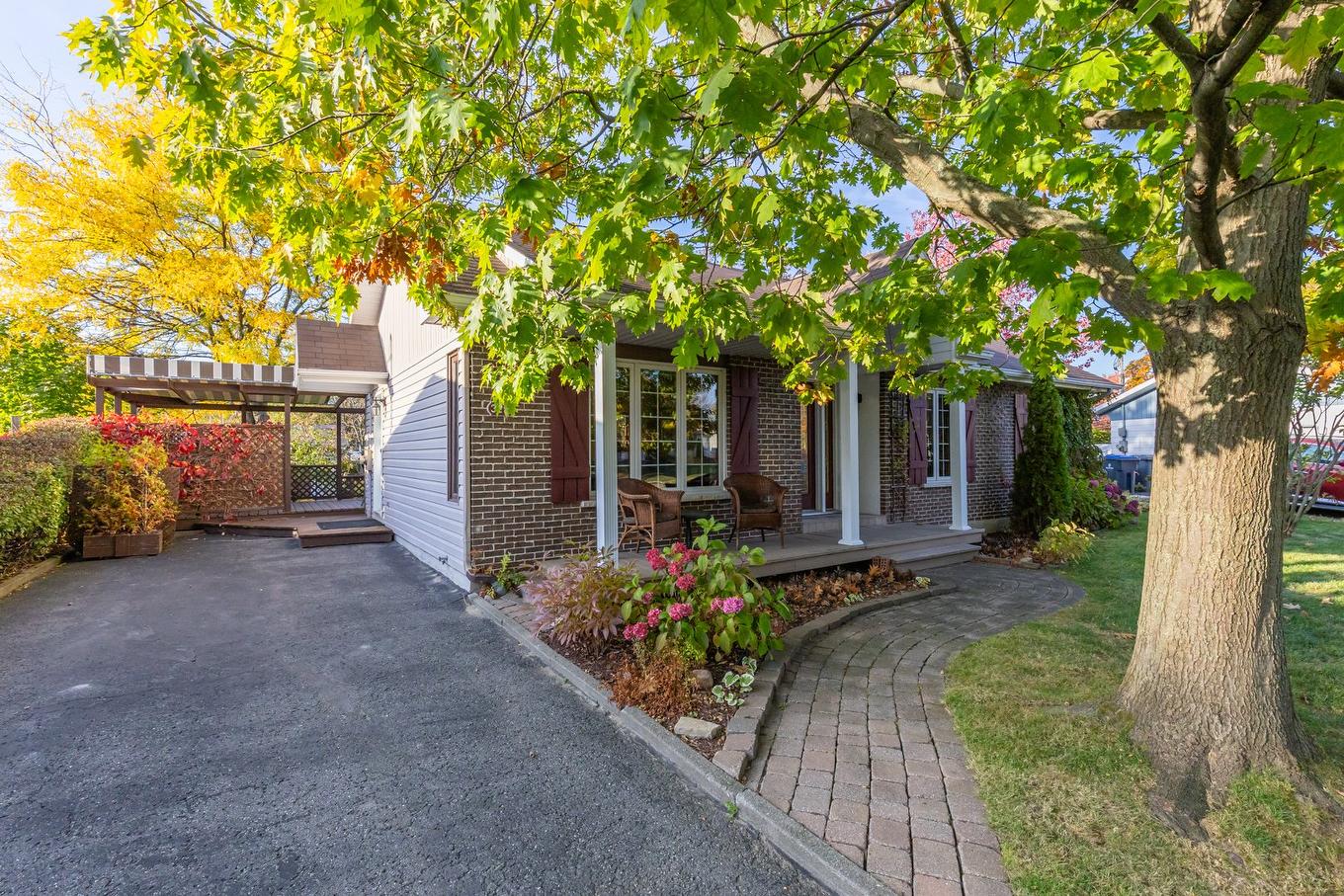 Façade - 325 Rue Landry, Lévis (Les Chutes-De-La-Chaudière-Ouest), QC - Outdoor