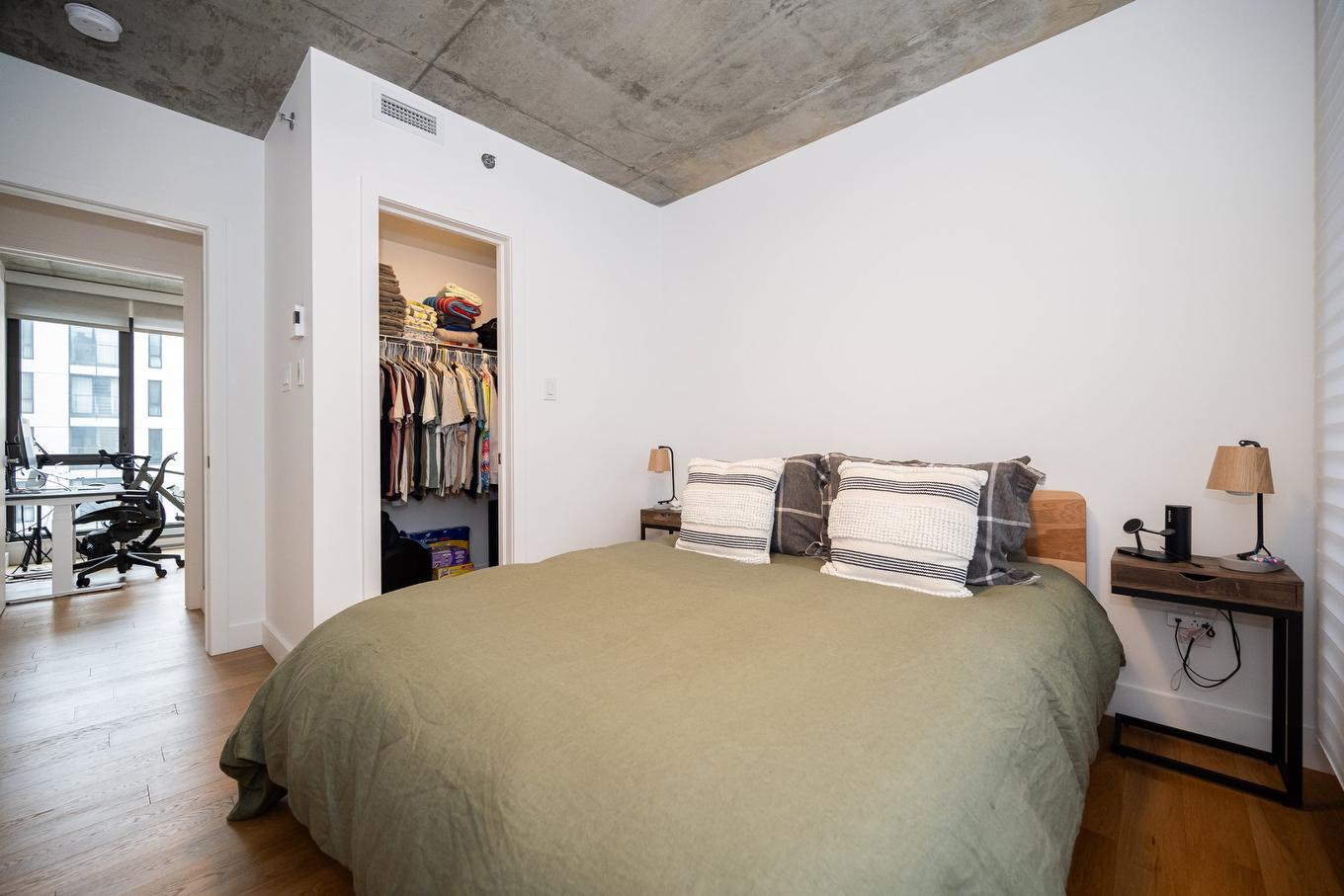 Primary bedroom - 303-75 Rue De Castelnau O., Montréal (Villeray/Saint-Michel/Parc-Extension), QC - Indoor Photo Showing Bedroom