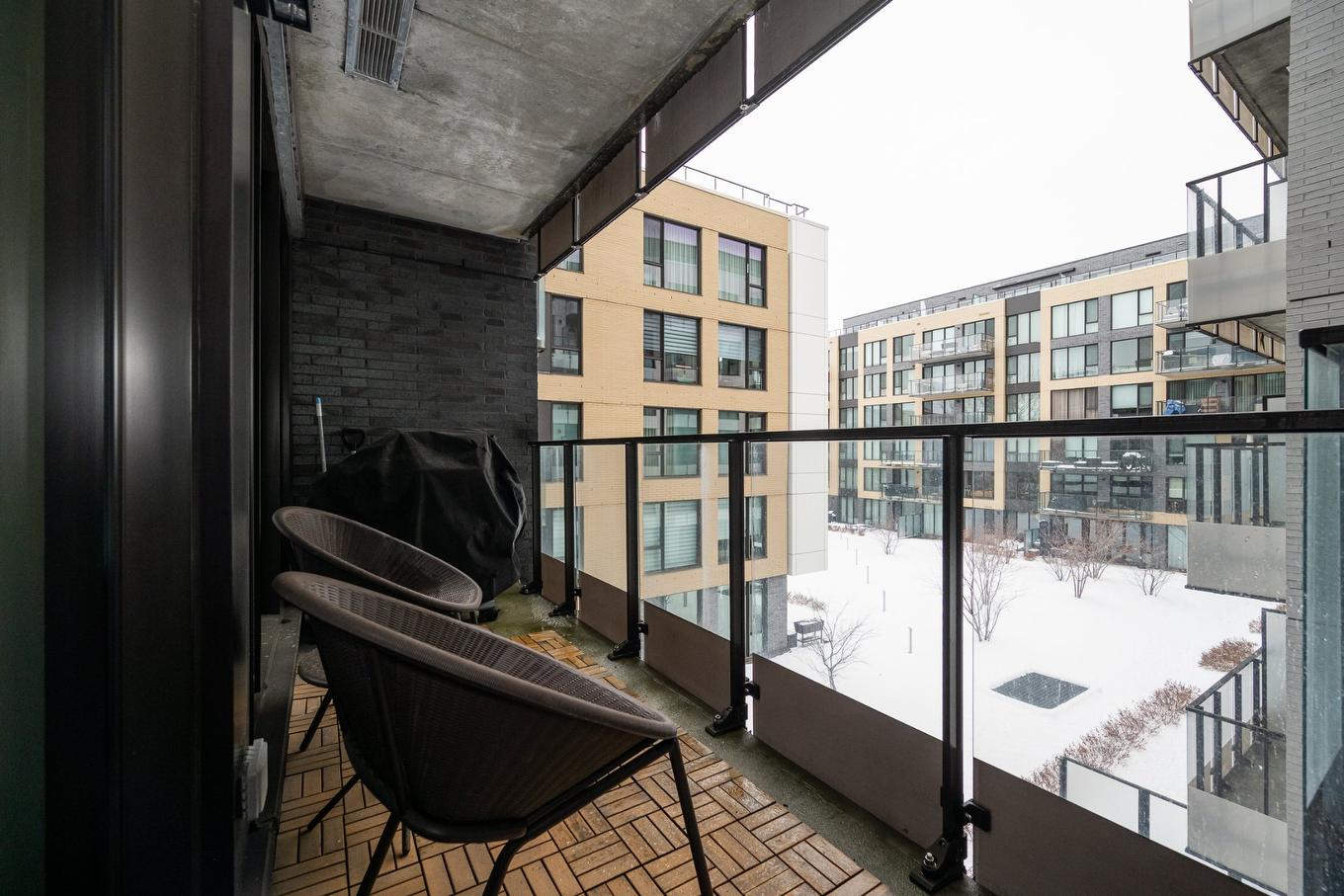 Balcony - 303-75 Rue De Castelnau O., Montréal (Villeray/Saint-Michel/Parc-Extension), QC - With Exterior
