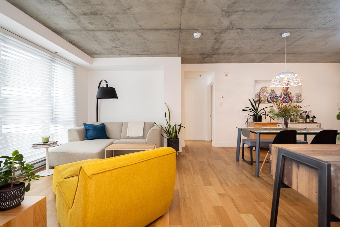 Living room - 303-75 Rue De Castelnau O., Montréal (Villeray/Saint-Michel/Parc-Extension), QC - Indoor