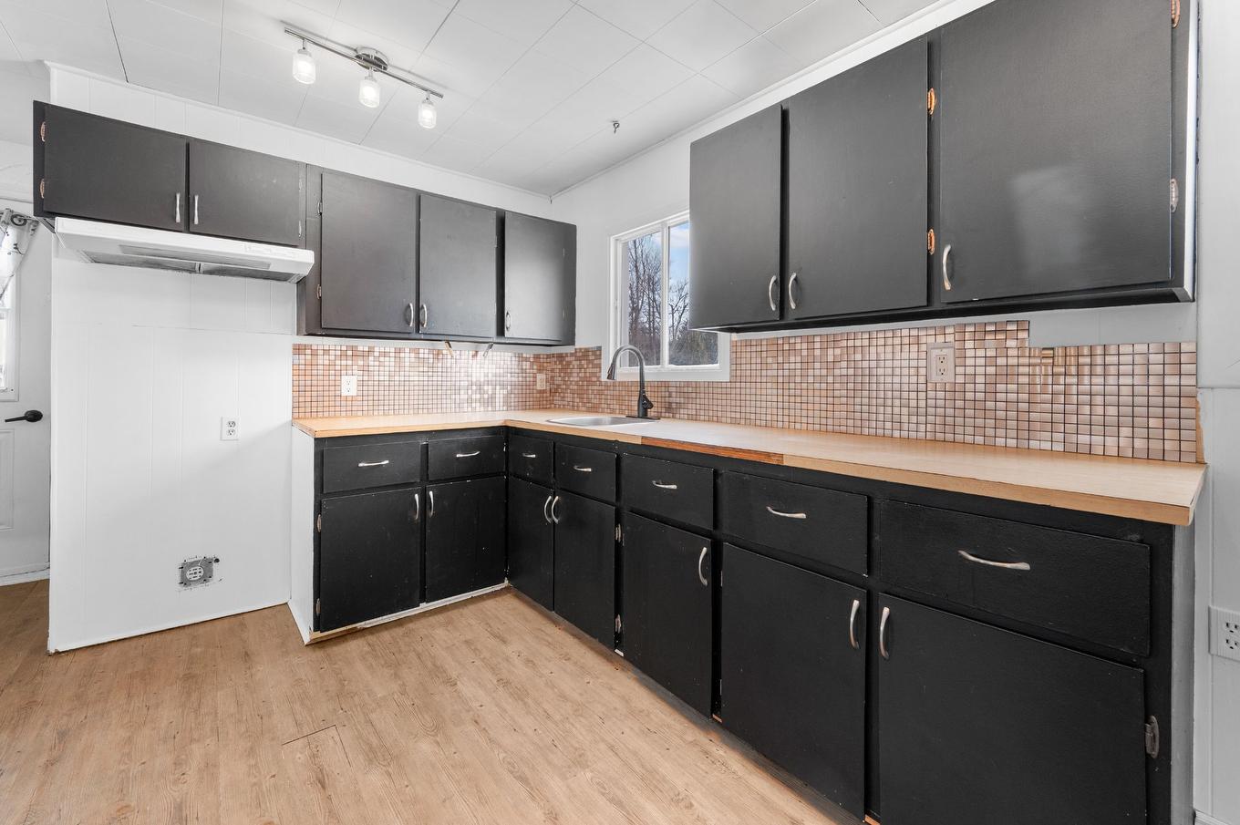 Cuisine - 6430 Rue De La Quiétude, Lévis (Desjardins), QC - Indoor Photo Showing Kitchen