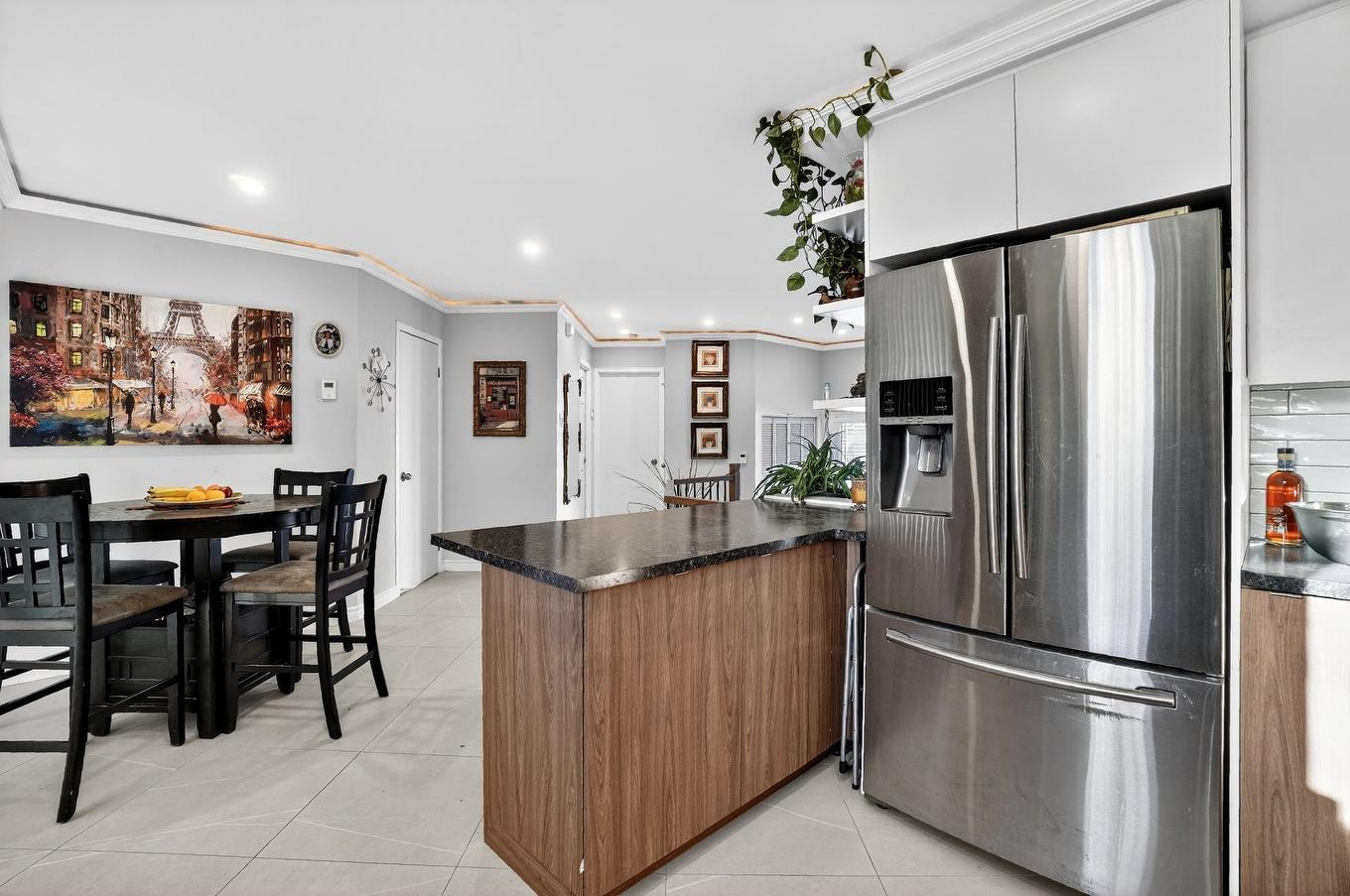 Cuisine - 4 Rue De Lisieux, Blainville, QC - Indoor Photo Showing Other Room