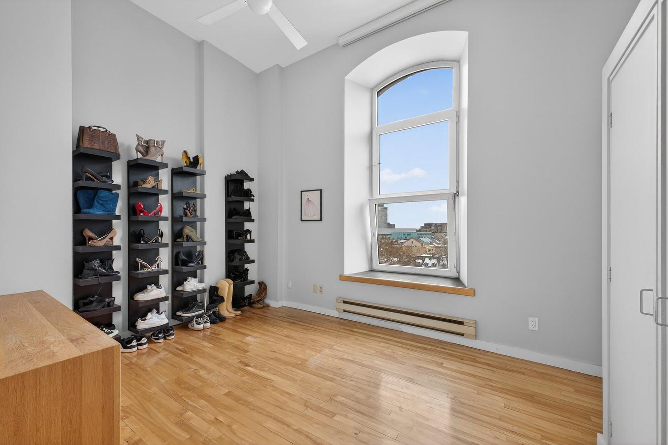 Primary bedroom - 324-260 Rue Sherbrooke E., Montréal (Ville-Marie), QC - Indoor