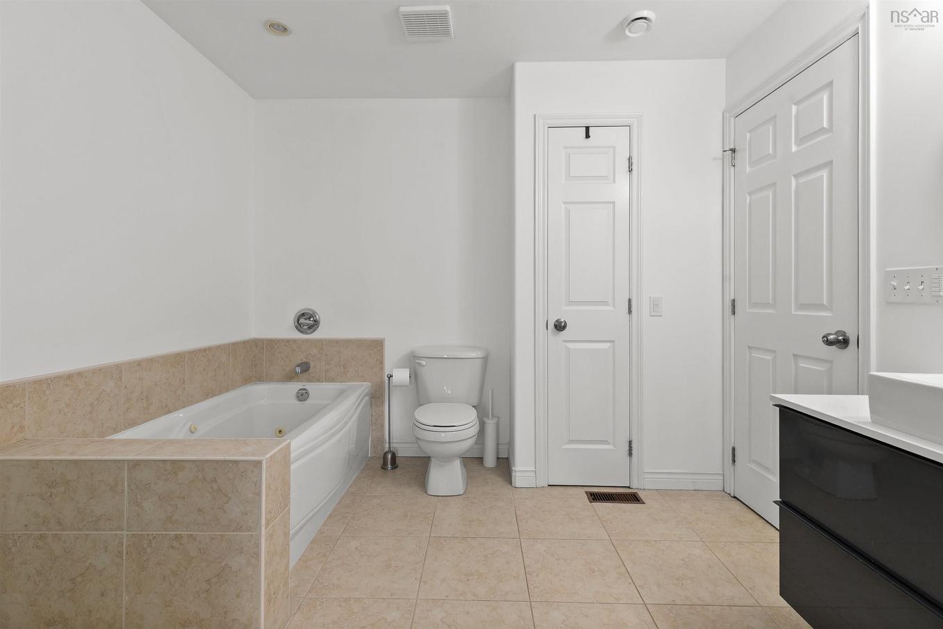 79 Windmill Road, Dartmouth, NS