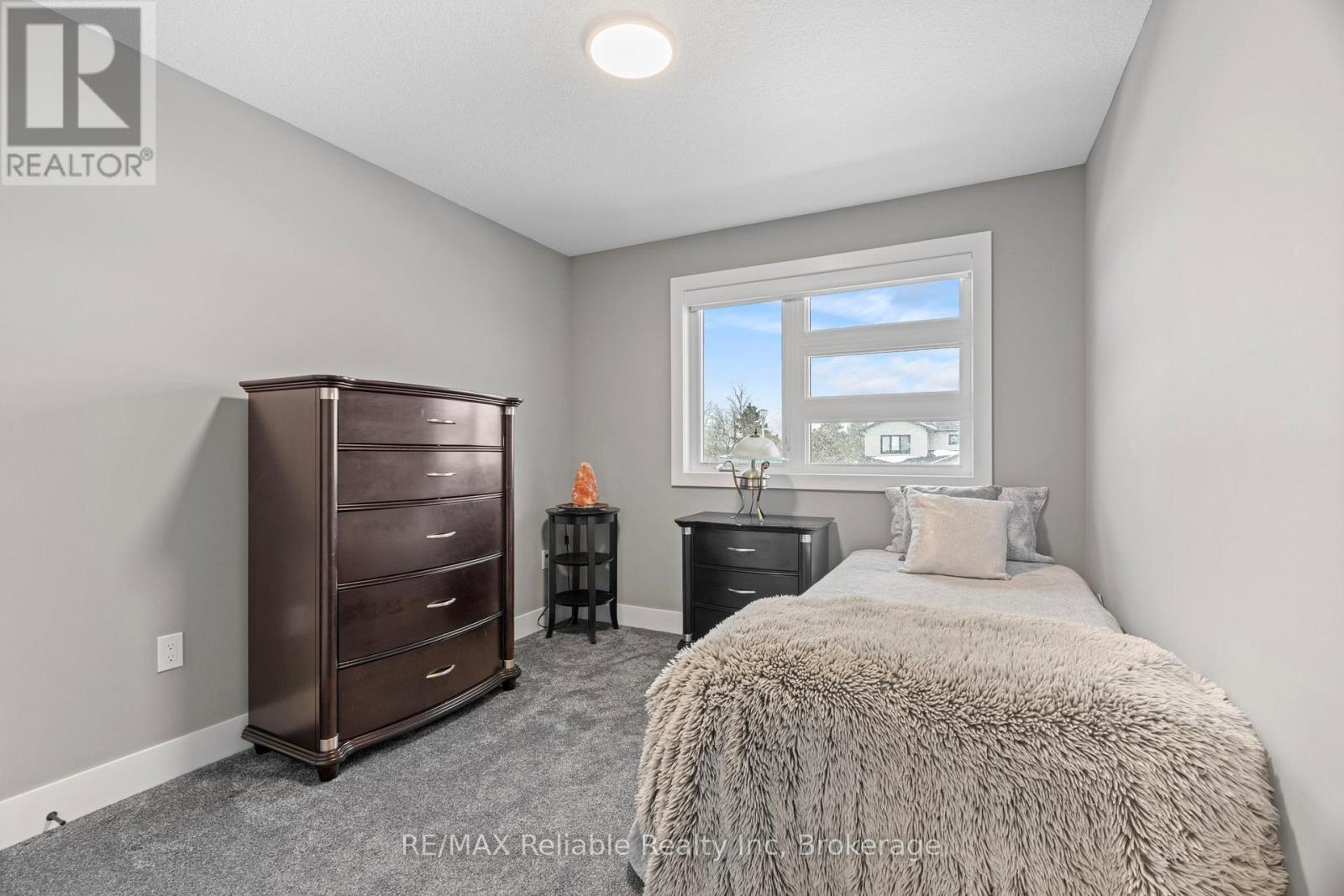 67 Briarhill Road, Huron East (Seaforth), ON - Indoor Photo Showing Bedroom