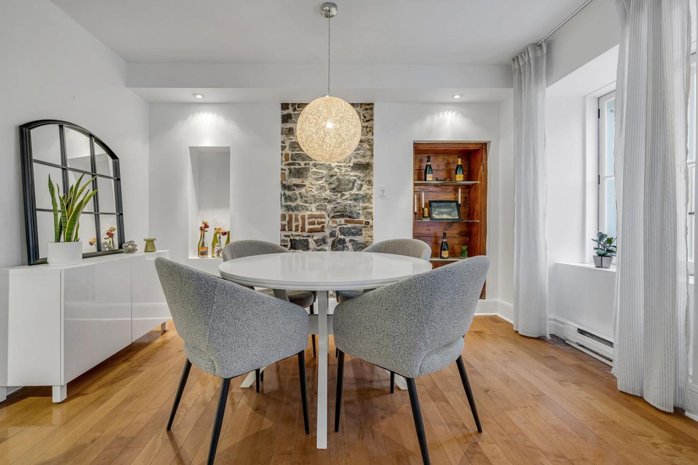 Salle à manger - A-895 Rue St-Vallier E., Québec (La Cité-Limoilou), QC - Indoor Photo Showing Dining Room
