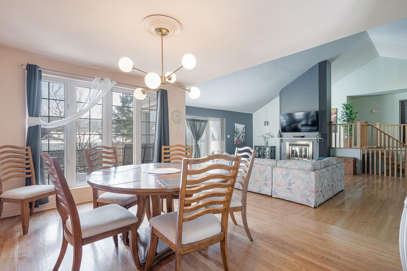 Dining room - 541 Rue Principale, Saint-Sauveur, QC - Indoor Photo Showing Other Room