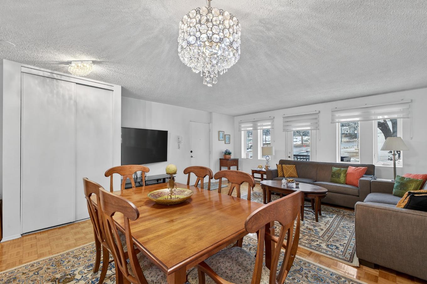 Salle - 101-2540 Rue St-Antoine O., Montréal (Le Sud-Ouest), QC - Indoor Photo Showing Dining Room