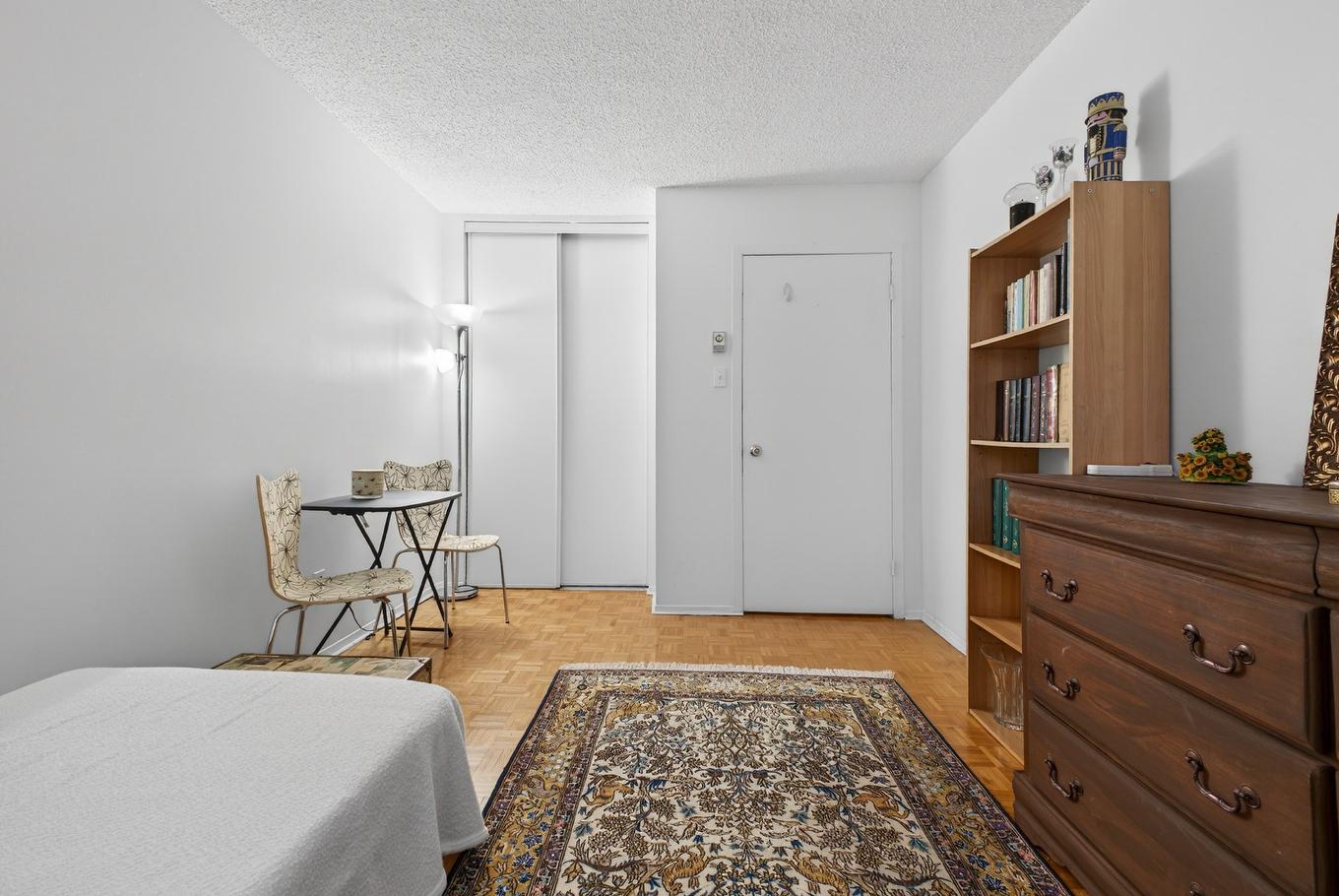 Chambre à coucher - 101-2540 Rue St-Antoine O., Montréal (Le Sud-Ouest), QC - Indoor Photo Showing Bedroom
