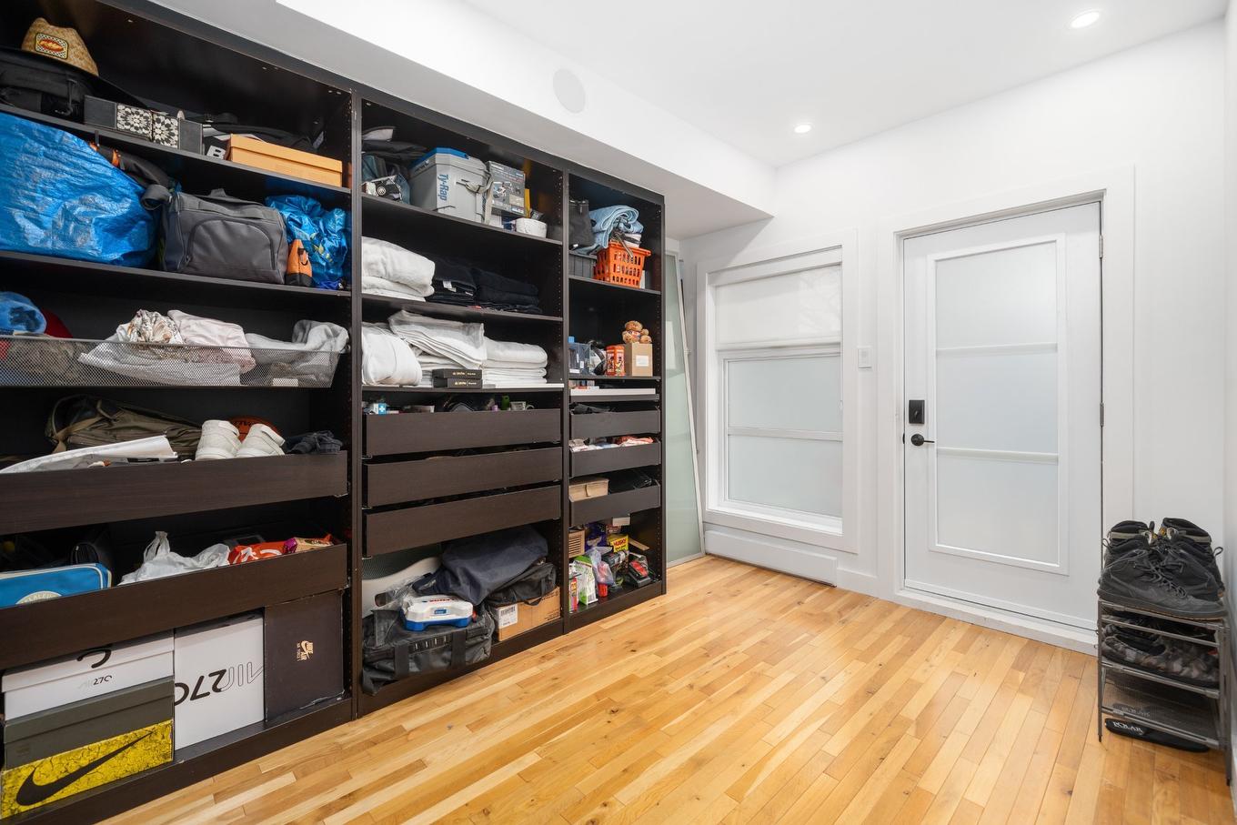 Bedroom - 8-1820 Rue Mullins, Montréal (Le Sud-Ouest), QC - Indoor Photo Showing Other Room