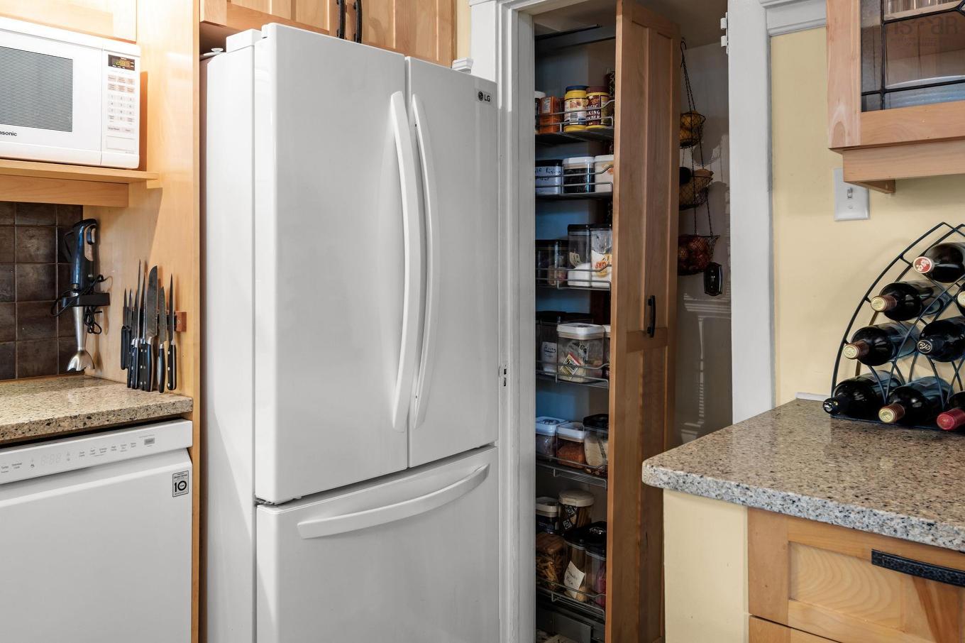 5523 Sebastian Pl, Halifax, NS