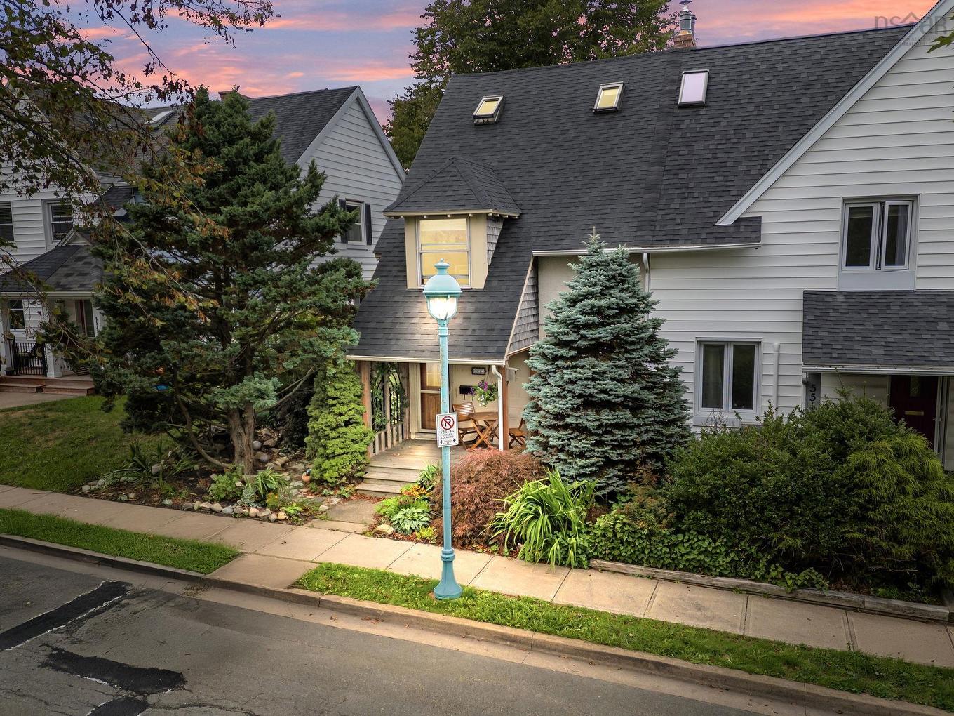 5523 Sebastian Pl, Halifax, NS