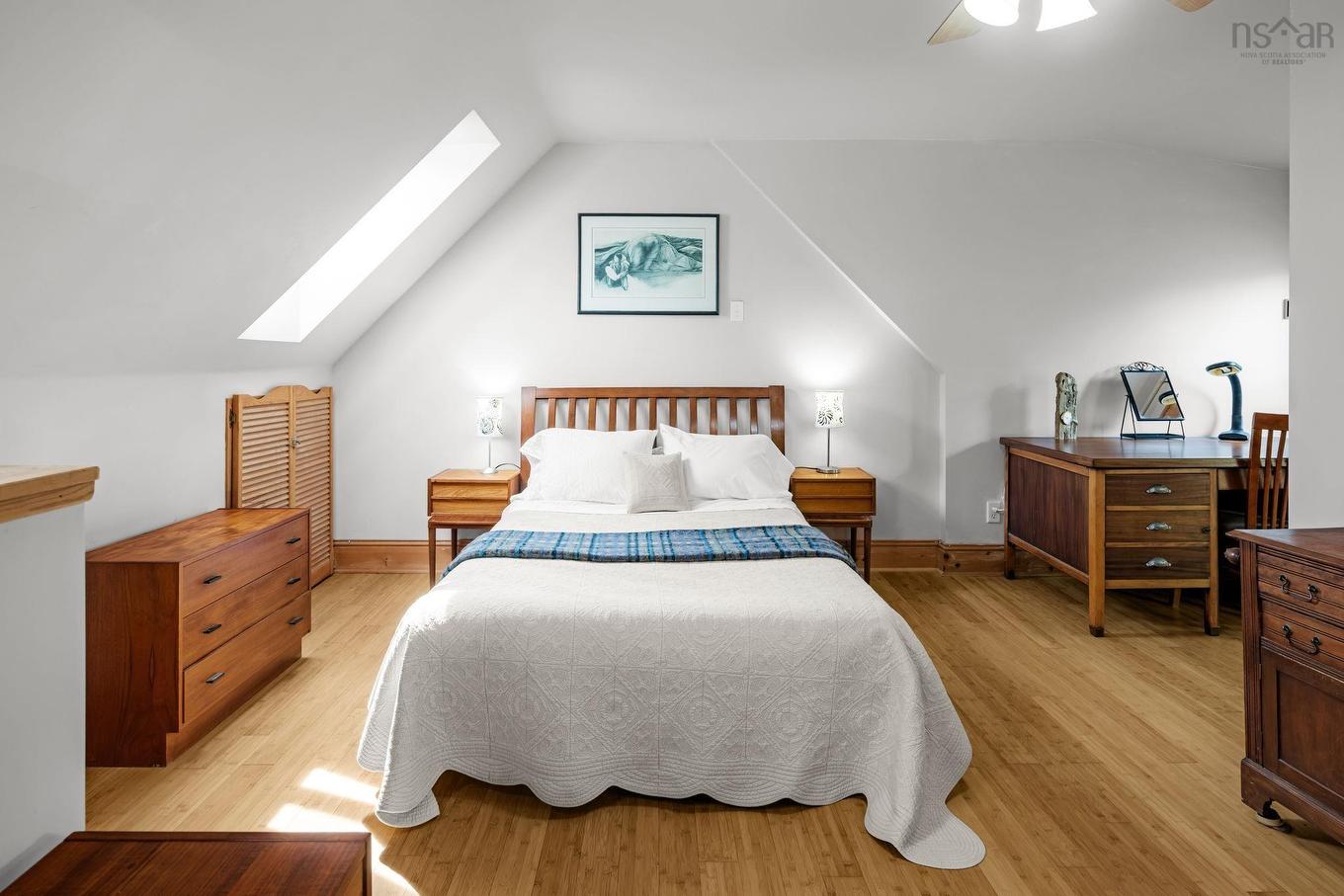 5523 Sebastian Pl, Halifax, NS